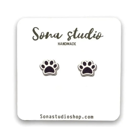 Sona Studio Paw Print earring Sonastudioshop.com