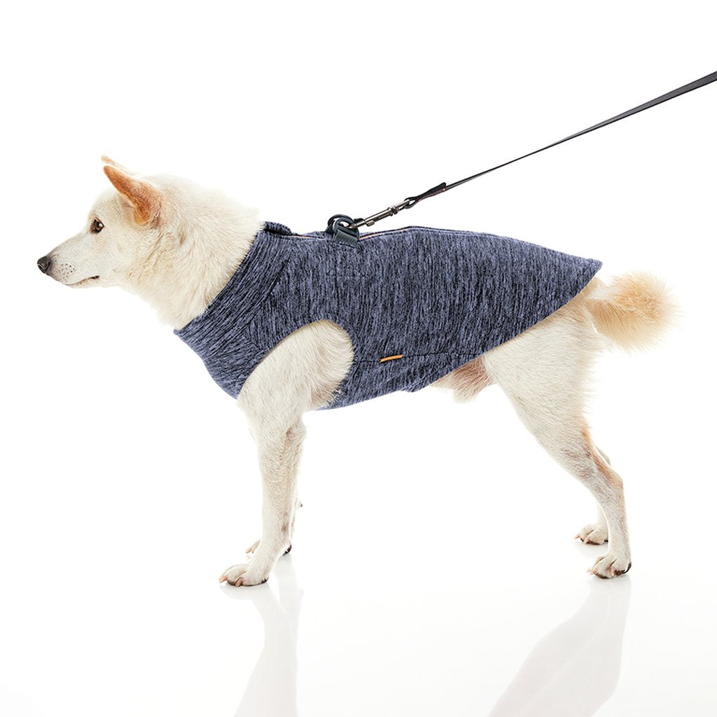 fleece sweater has d-rings to attach a leash
